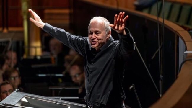 64458559_10217409721469283_6994665158513524736_n-e1560663847159