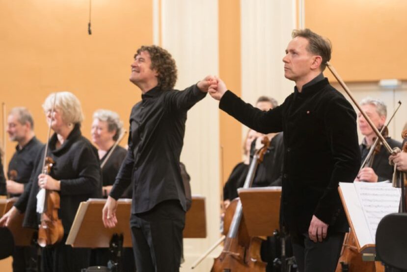 xl_ticciati_davies_c_wolfgang-lienbacher-chamber_orchestra_europe-salzburg-2-25