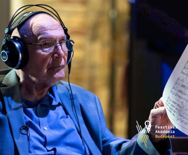 fotoFelvegiAndrea_11_NAP_KurtagGyorgy_003_l